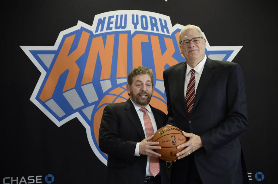 Jackson con James Dolan, il proprietario dei Knicks. Epa